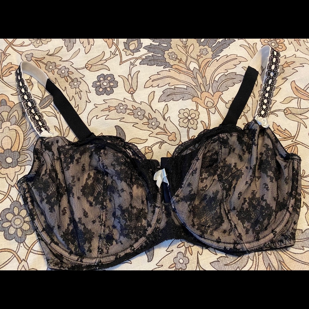 Black and white lace adore me bra